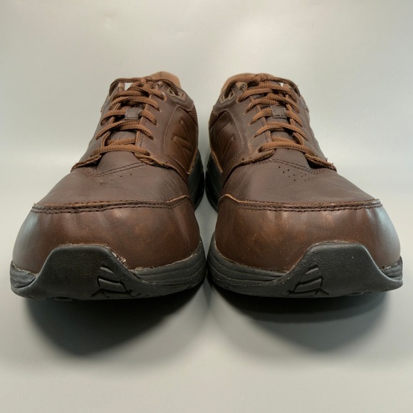 New Balance 928v2 Mens 11 2E EE Wide Walking Shoe Brown Leather Low Lace Sneaker - Picture 2 of 16